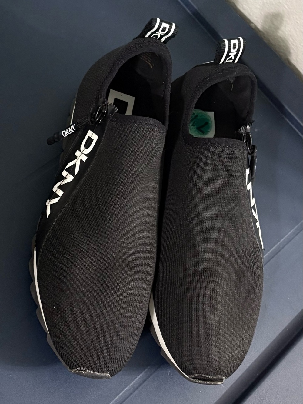 DKNY Women’s Sock Sneakers Size 7.5 - Black Stretch Knit Side Zip